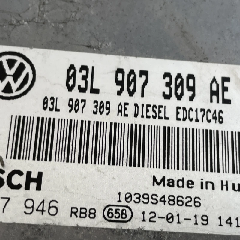 Calculator motor ecu / Volkswagen Tiguan 5N facelift 2012 / Audio si electronice