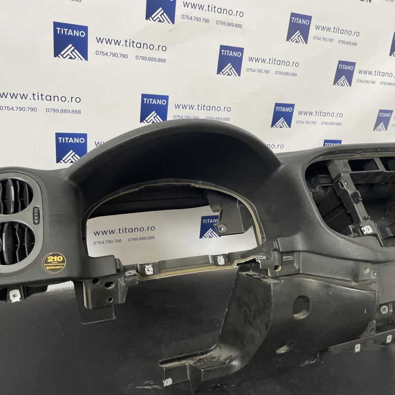 Plansa bord / Volkswagen Tiguan 5N facelift 2012 / Interior