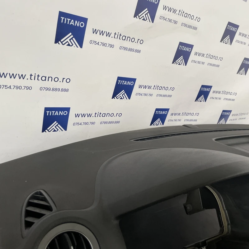 Plansa bord / Volkswagen Tiguan 5N facelift 2012 / Interior