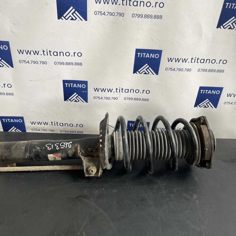 Amortizor telescop cu arc stanga fata Volkswagen 