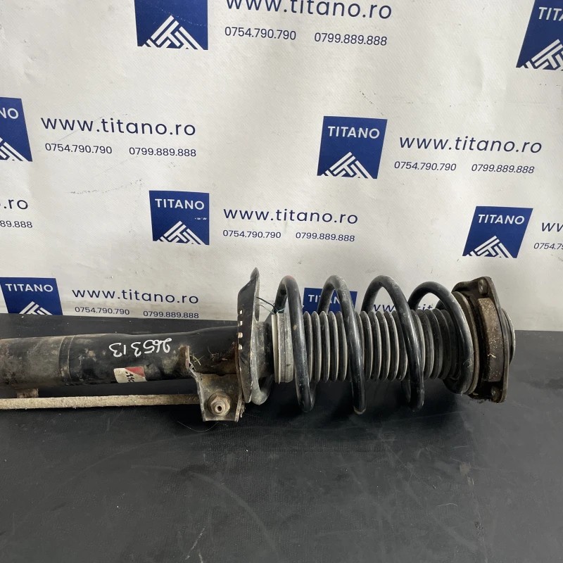 Amortizor telescop cu arc stanga fata / Volkswagen Tiguan 5N facelift 2012 / Directie si suspensie