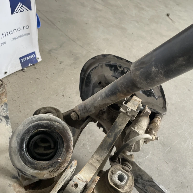 Punte spate / Volkswagen Tiguan 5N facelift 2012 / Directie si suspensie