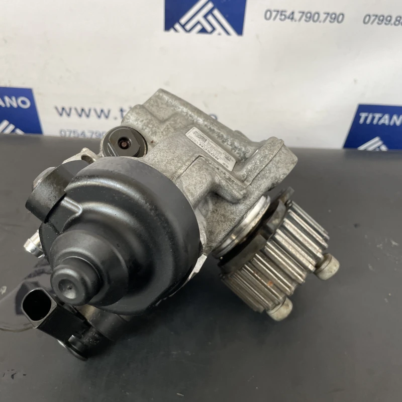 Pompa de injectie inalte / Skoda Superb II 3T 2011 / Motor, racire si evacuare