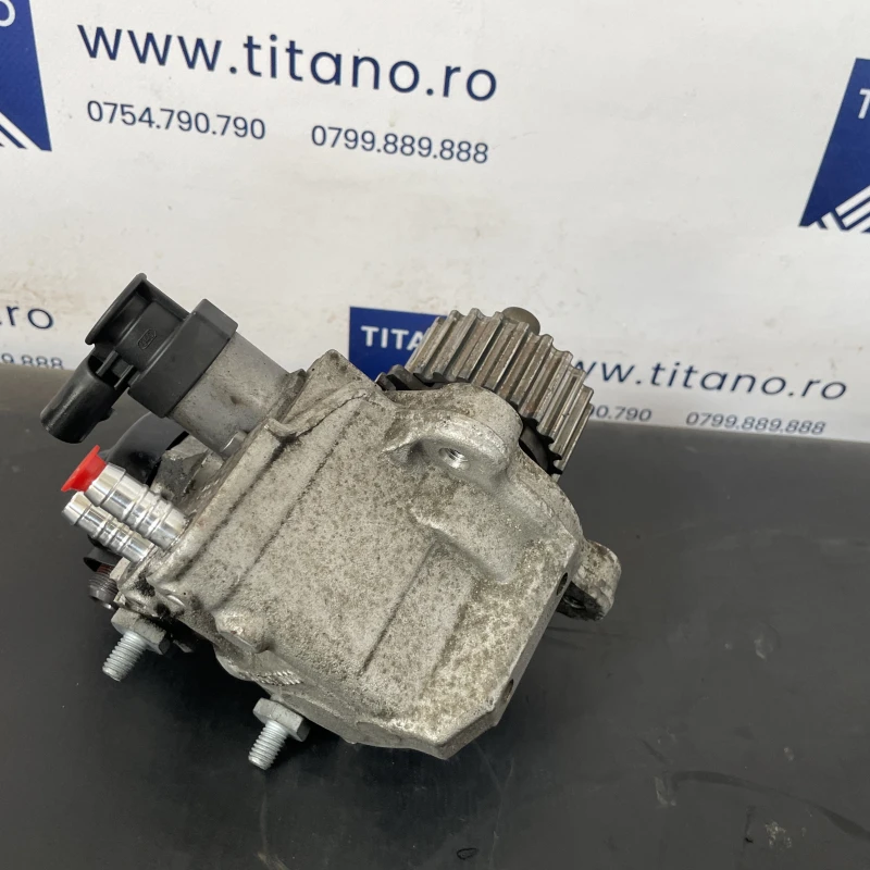 Pompa de injectie inalte / Volkswagen Golf MK6 2011 / Motor, racire si evacuare