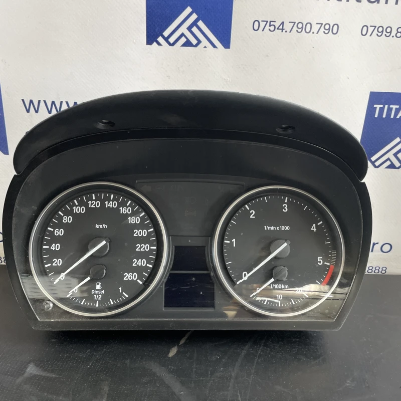Ceas bord / BMW X1 E84 2010 / Audio si electronice
