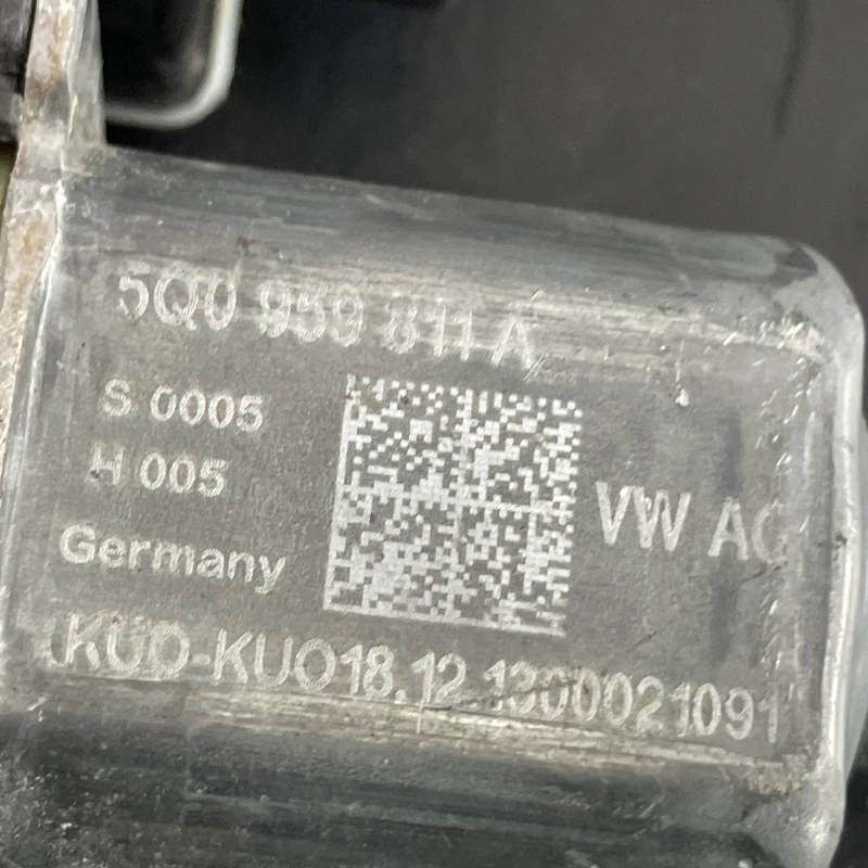 Motoras geam stanga / Skoda Octavia 3 5E 2014 / Audio si electronice
