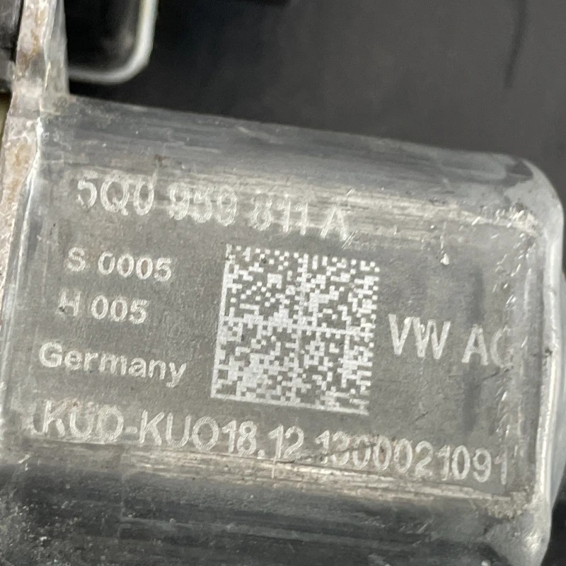 Motoras geam stanga / Skoda Octavia 3 5E 2014 / Audio si electronice