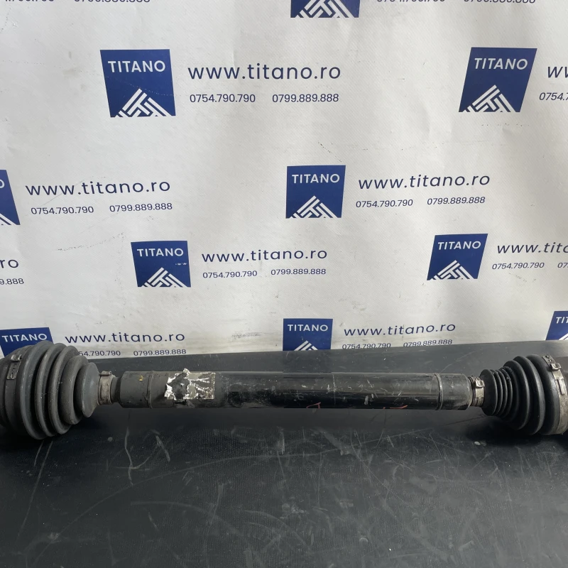 Planetara dreapta fata / Volkswagen Golf MK6 2011 / Cutie viteze, ambreiaj, transmisie