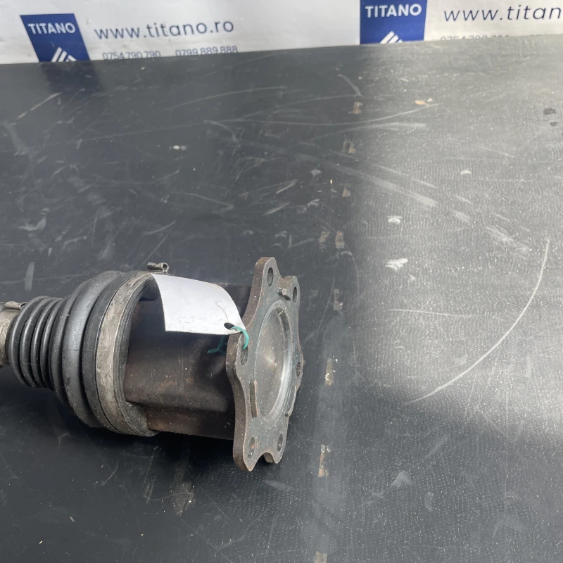 Planetara dreapta fata / Volkswagen Golf MK6 2011 / Cutie viteze, ambreiaj, transmisie