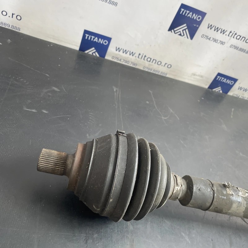 Planetara dreapta fata / Volkswagen Golf MK6 2011 / Cutie viteze, ambreiaj, transmisie