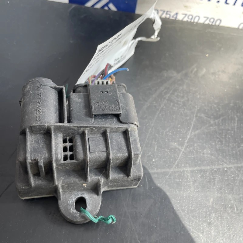 Releu buji / Mercedes-Benz B Class W246 2015 / Audio si electronice