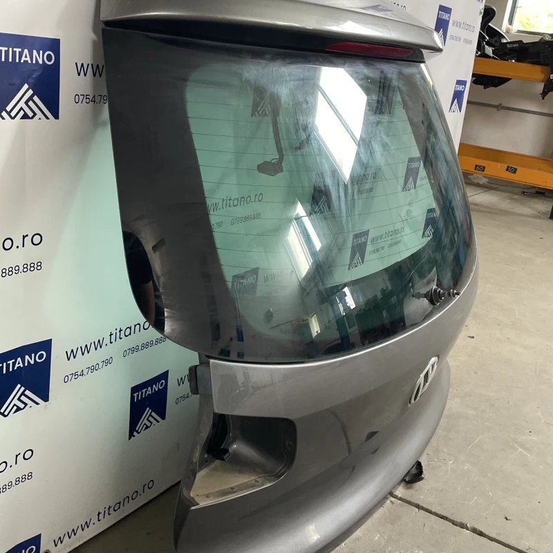 Haion / Volkswagen Tiguan 5N facelift 2012 / Caroserie, oglinzi si faruri