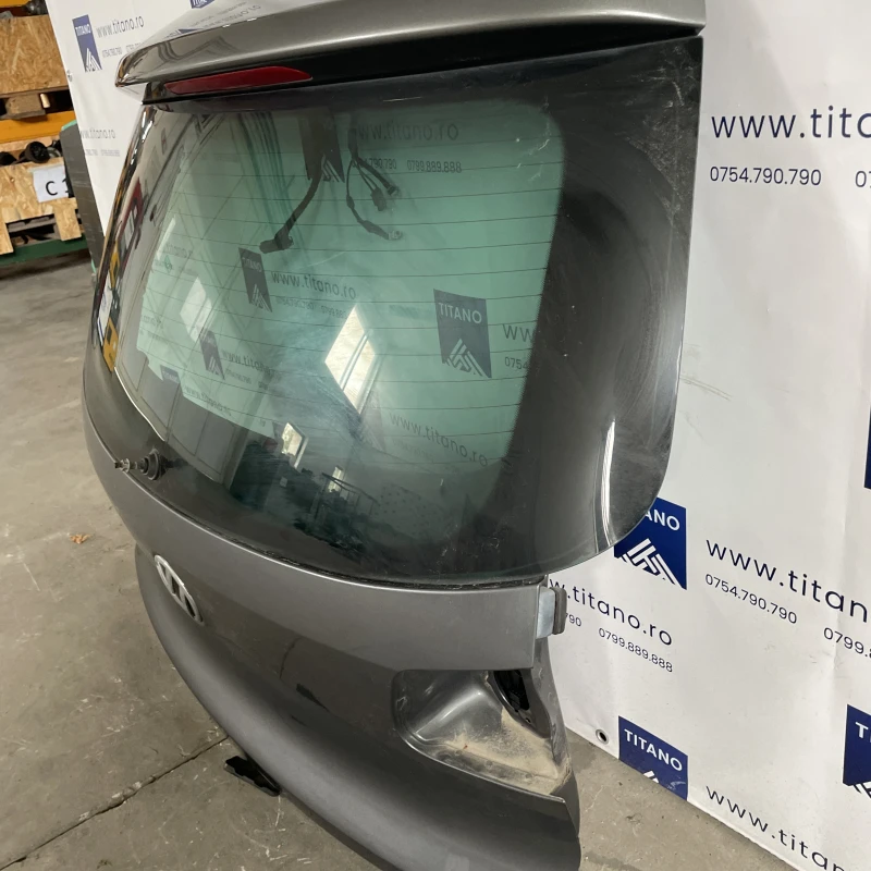 Haion / Volkswagen Tiguan 5N facelift 2012 / Caroserie, oglinzi si faruri