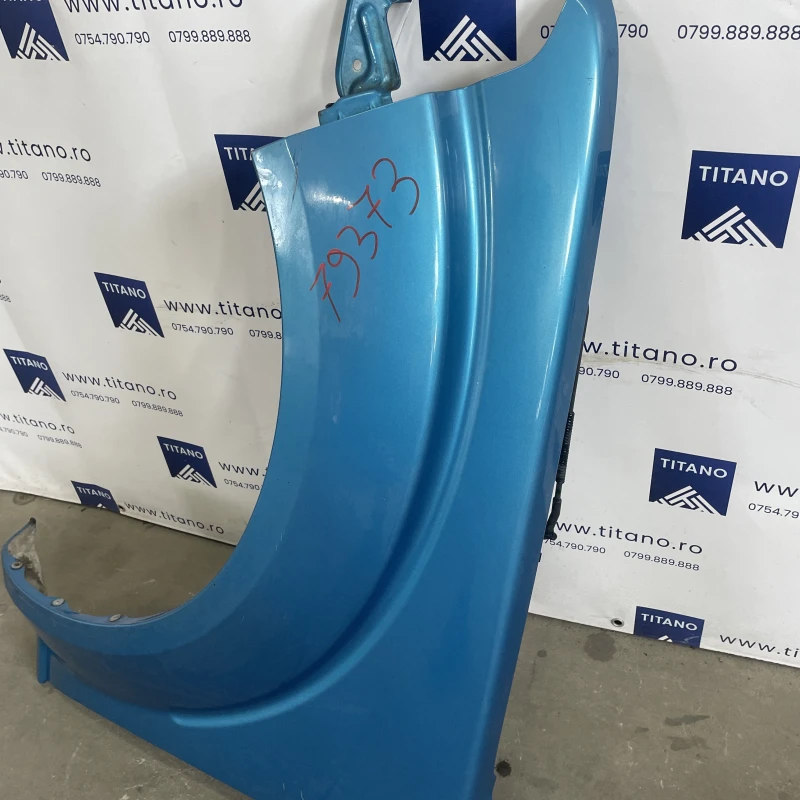 Aripa stanga fata / Nissan   2009 / Caroserie, oglinzi si faruri