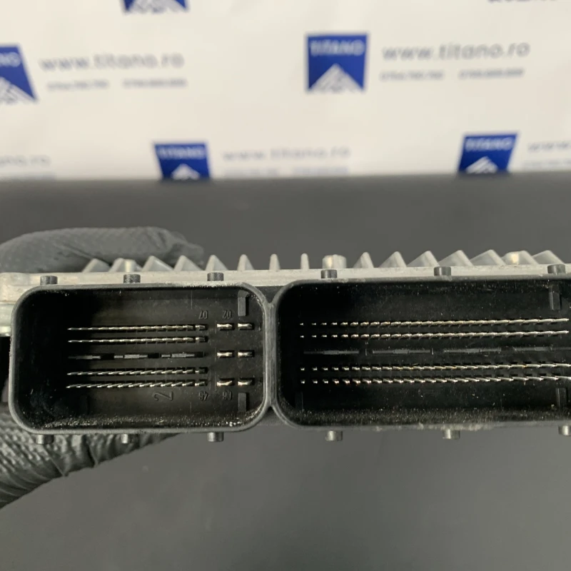 Calculator motor ecu / Land Rover Range Rover Sport Range Rover Sport 2011 / Audio si electronice