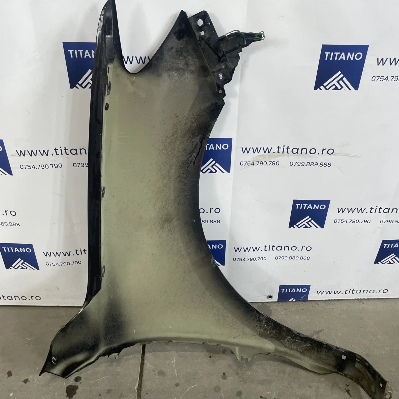 Aripa stanga fata / Hyundai Santa Fe Santa Fe 2012 / Caroserie, oglinzi si faruri