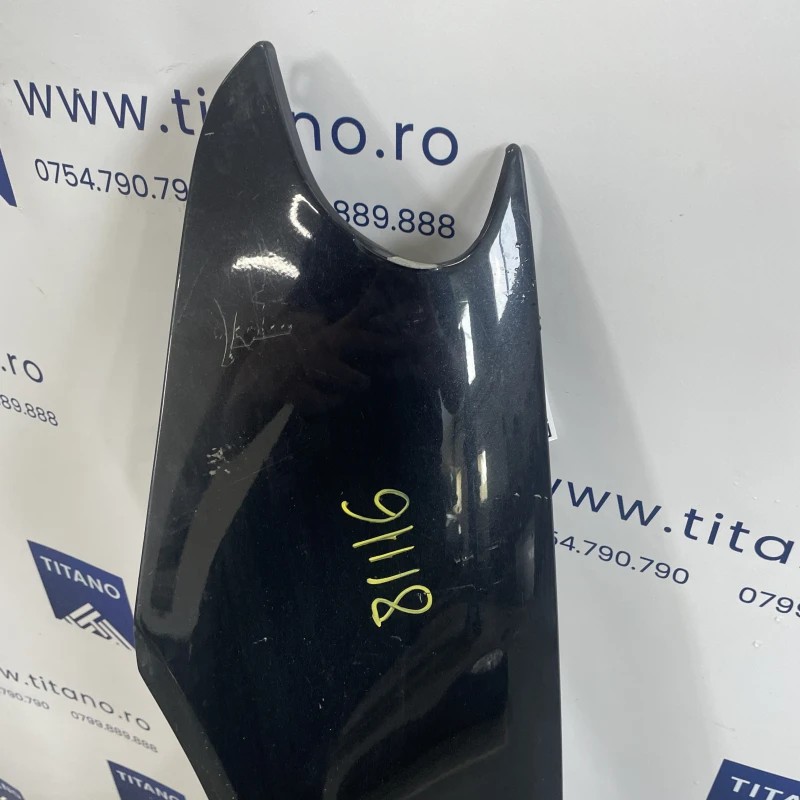 Aripa stanga fata / Volvo V70 V70 2010 / Caroserie, oglinzi si faruri