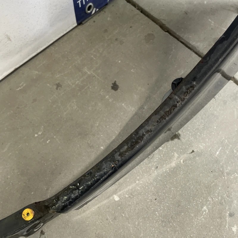 Aripa stanga fata / Volvo V70 V70 2010 / Caroserie, oglinzi si faruri