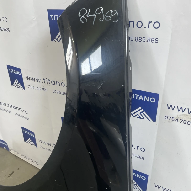 Aripa stanga fata / Mercedes-Benz E Class W212 2010 / Caroserie, oglinzi si faruri