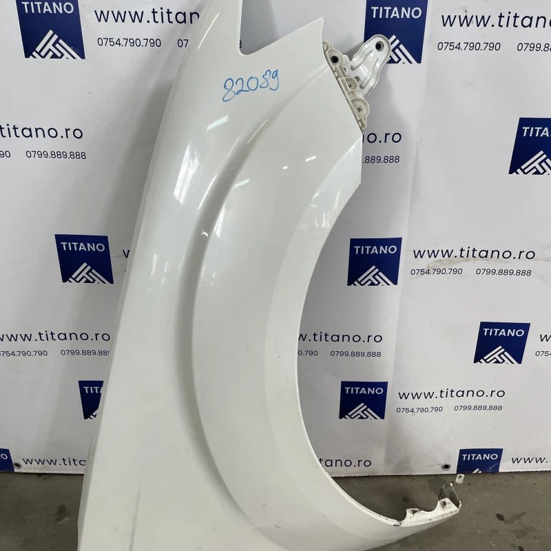 Aripa dreapta fata Facelift / Mitsubishi Outlander Outlander 2011 / Caroserie, oglinzi si faruri