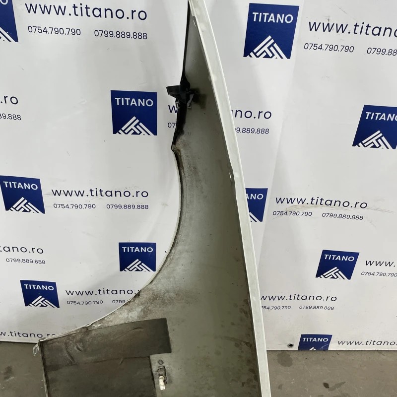 Aripa dreapta fata / BMW Seria 3 E91 LCI 2011 / Caroserie, oglinzi si faruri