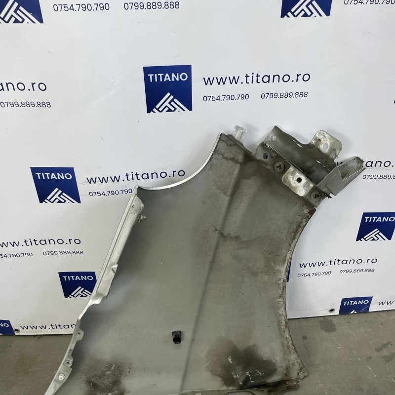 Aripa stanga fata / Opel Vivaro Vivaro A 2008 / Caroserie, oglinzi si faruri