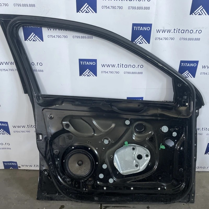 Usa stanga fata / Volkswagen Golf MK6 2010 / Caroserie, oglinzi si faruri