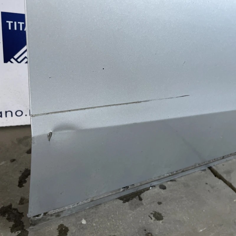 Usa dreapta fata / Volkswagen Passat B7 2011 / Caroserie, oglinzi si faruri