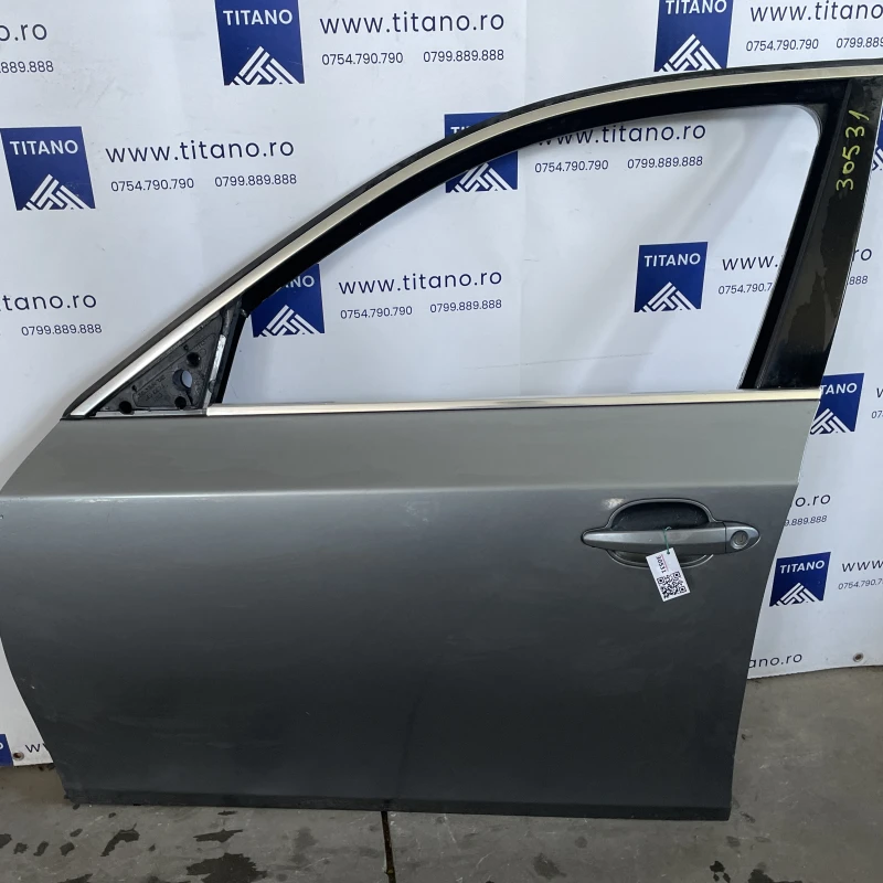 Usa stanga fata / BMW Seria 5 E61 2009 / Caroserie, oglinzi si faruri