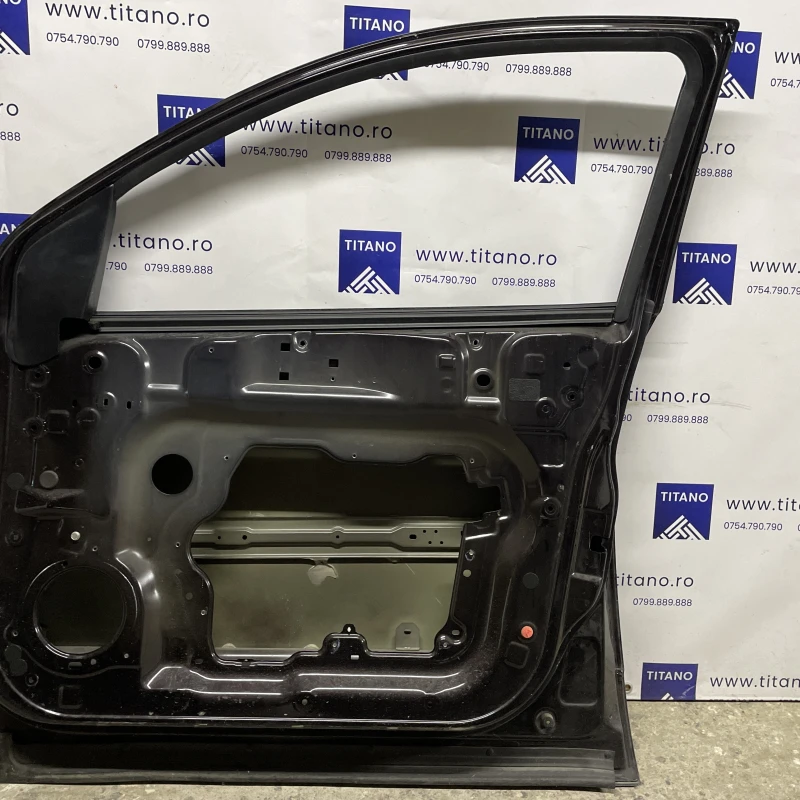 Usa dreapta fata / Nissan Qashqai J10 facelift 2012 / Caroserie, oglinzi si faruri
