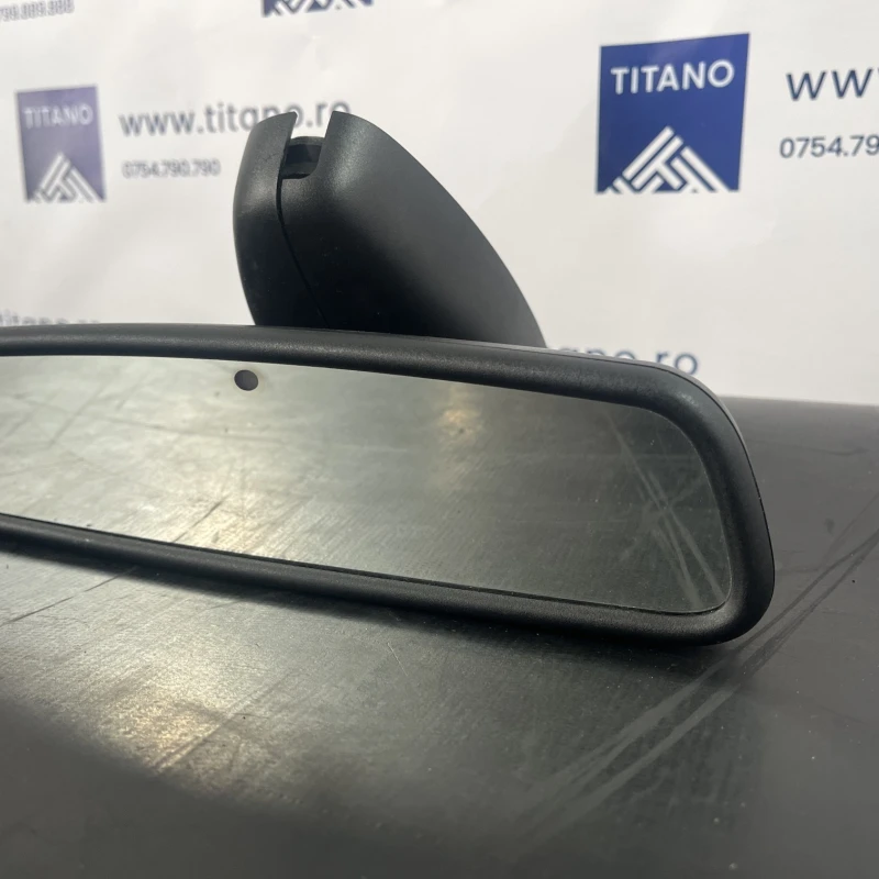 Oglinda interioara / Land Rover Range Rover Sport Range Rover Sport 2011 / Caroserie, oglinzi si faruri