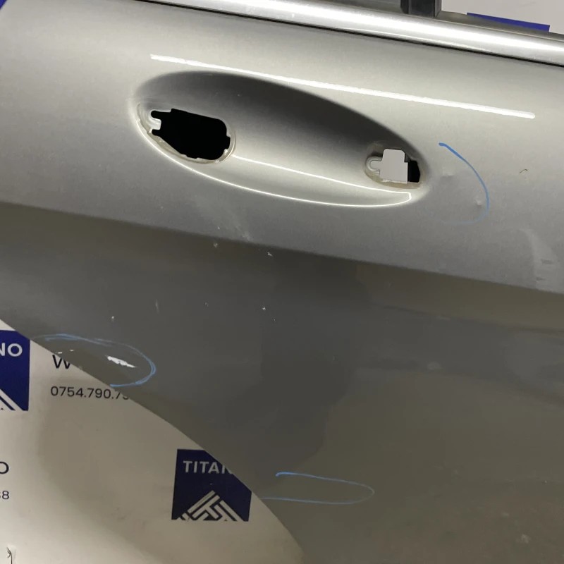 Usa dreapta spate / Mercedes-Benz R Class W251 facelift 2011 / Caroserie, oglinzi si faruri