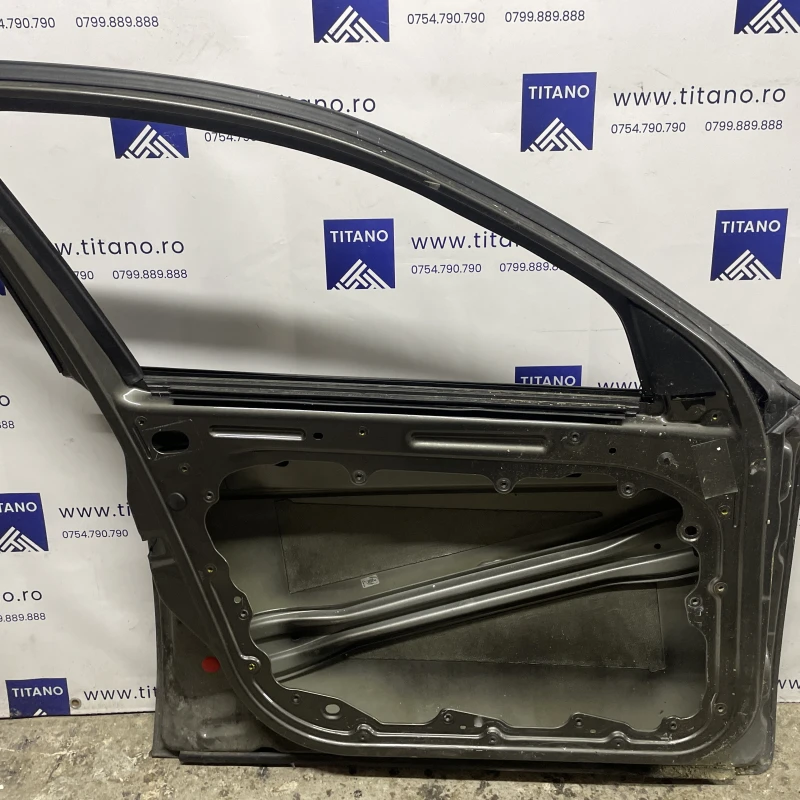 Usa stanga fata / Alfa Romeo 159 sportwagon 939 2008 / Caroserie, oglinzi si faruri