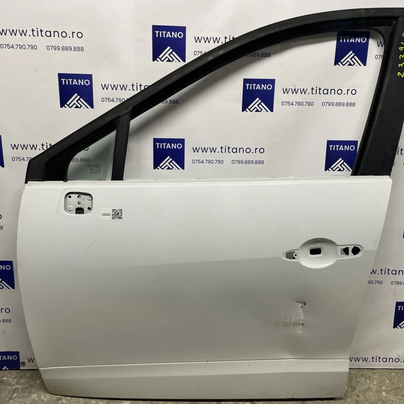 Usa stanga fata / Renault Scenic III 2011 / Caroserie, oglinzi si faruri