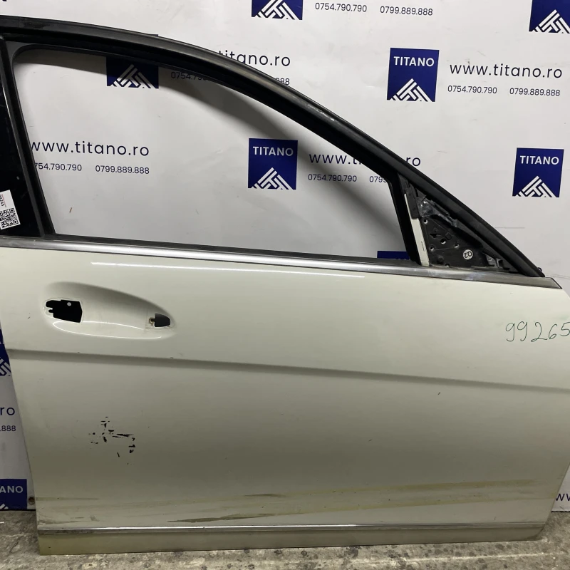 Usa dreapta fata Mercedes-Benz C Class W204 2010