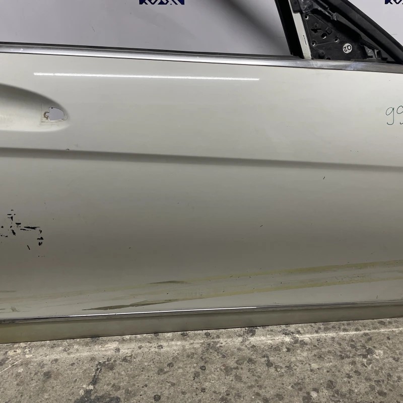 Usa dreapta fata / Mercedes-Benz C Class W204 2010 / Caroserie, oglinzi si faruri