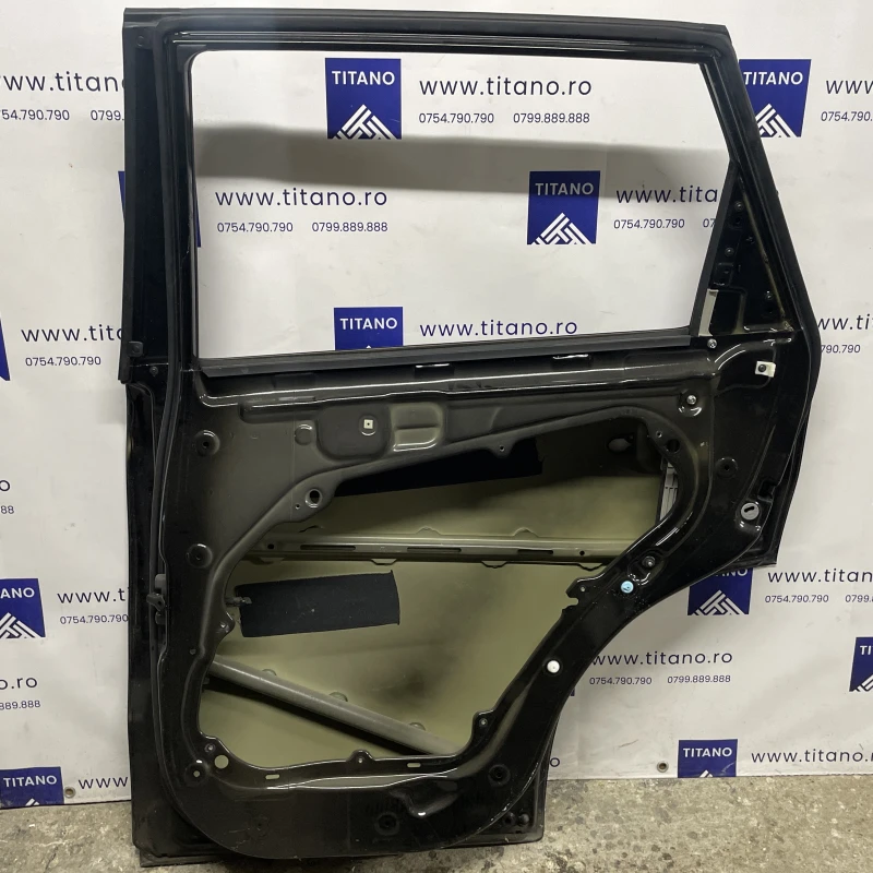 Usa dreapta spate / Kia Sorento Sorento 2013 / Caroserie, oglinzi si faruri