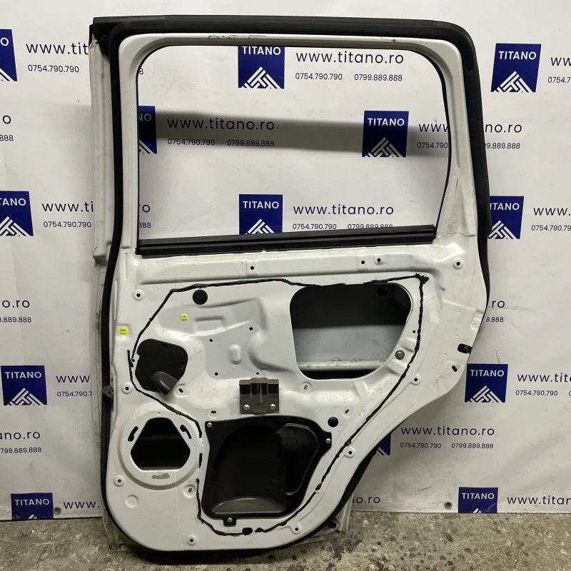 Usa dreapta spate / Mitsubishi Outlander Outlander 2011 / Caroserie, oglinzi si faruri