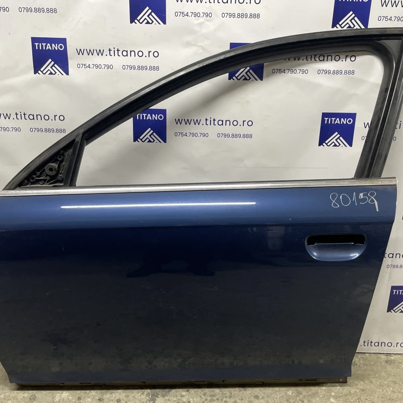 Usa stanga fata / Audi A6 C6 2008 / Caroserie, oglinzi si faruri