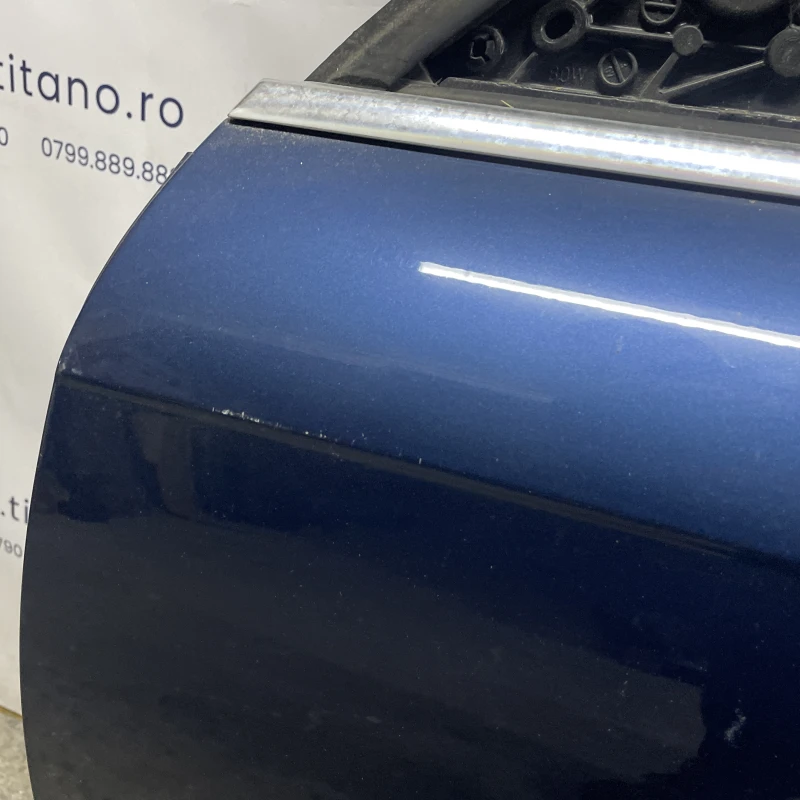 Usa stanga fata / Audi A6 C6 2008 / Caroserie, oglinzi si faruri