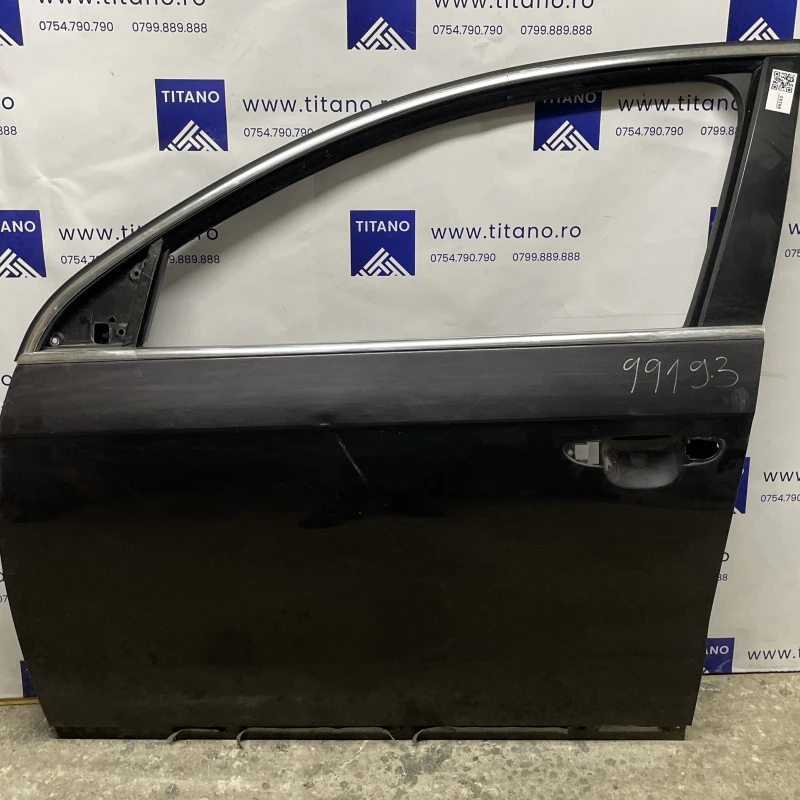 Usa stanga fata Volkswagen Passat B7 2013