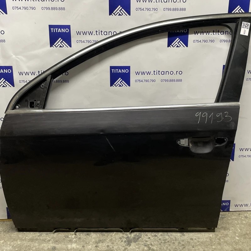 Usa stanga fata Volkswagen Passat B7 2013