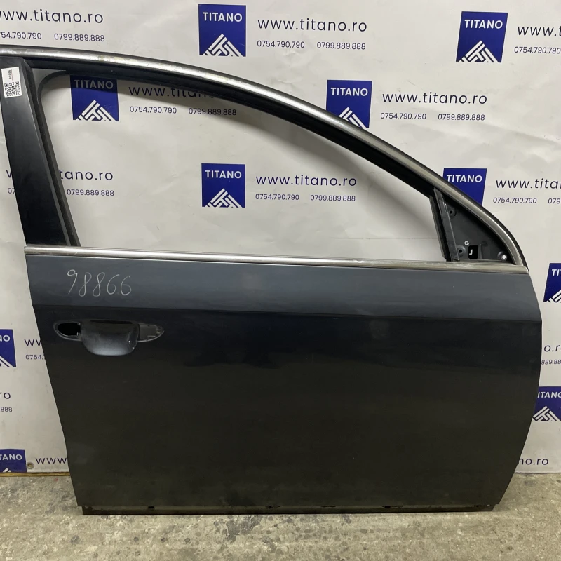 Usa dreapta fata Volkswagen Passat B7 2013