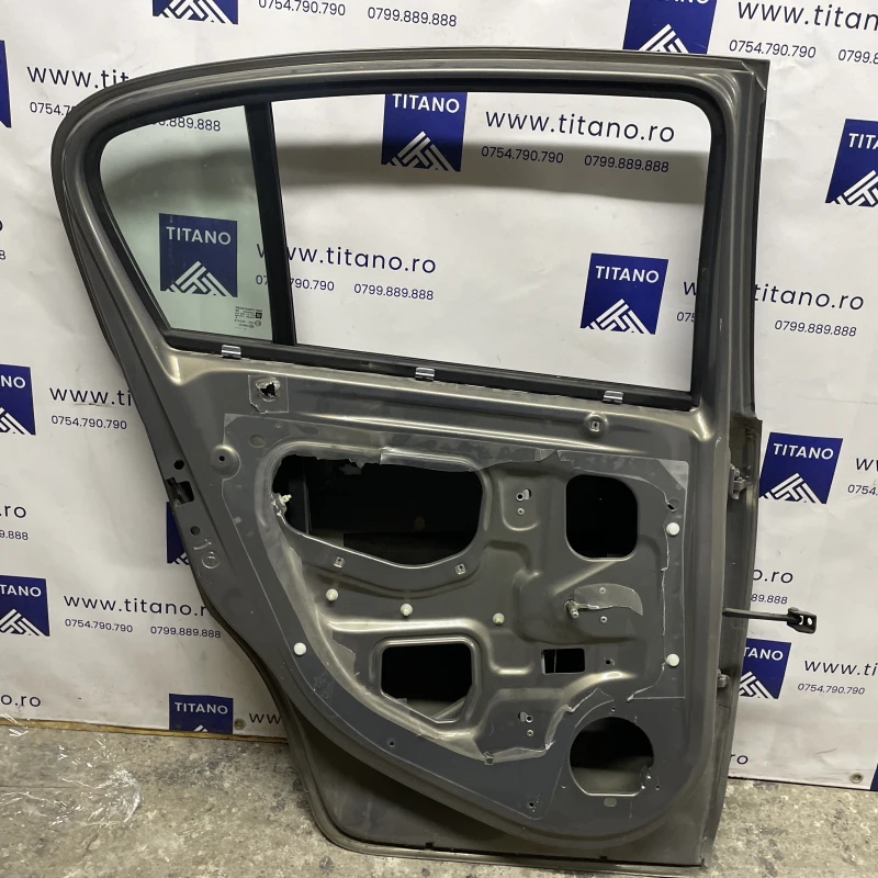 Usa stanga spate / Opel Corsa D 2013 / Caroserie, oglinzi si faruri