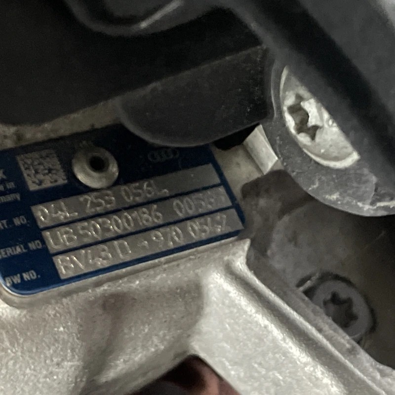 Turbosuflanta turbo turbina / Audi A4 B8 2017 / Motor, racire si evacuare