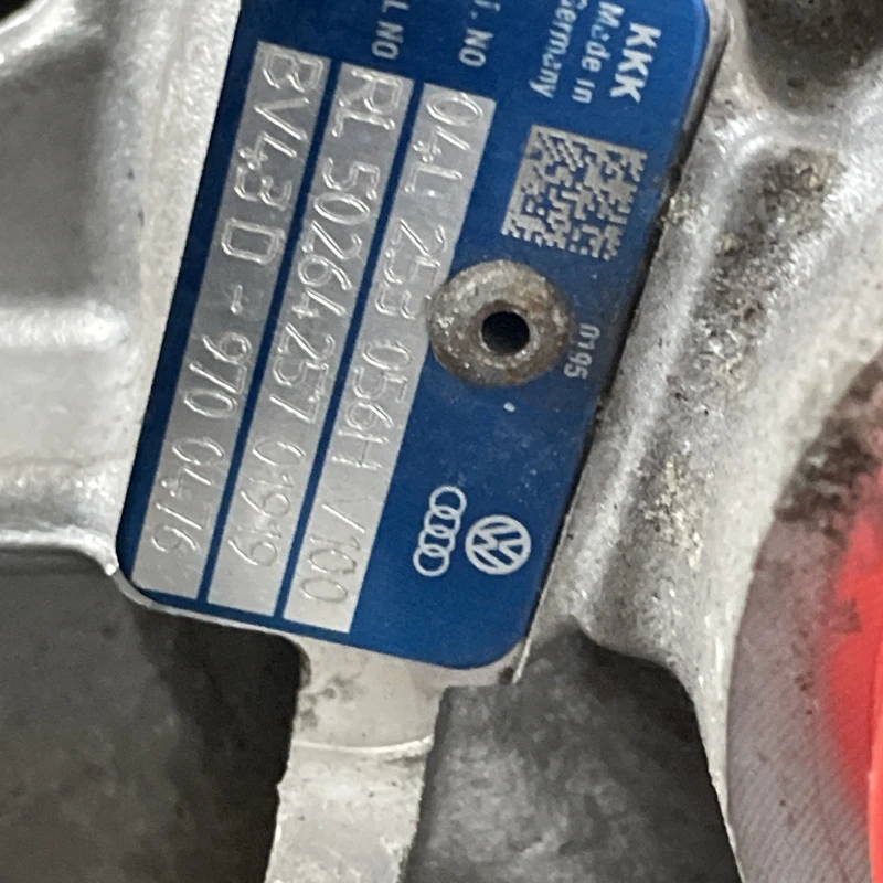 Turbosuflanta turbo turbina / Audi A4 B8 2017 / Motor, racire si evacuare