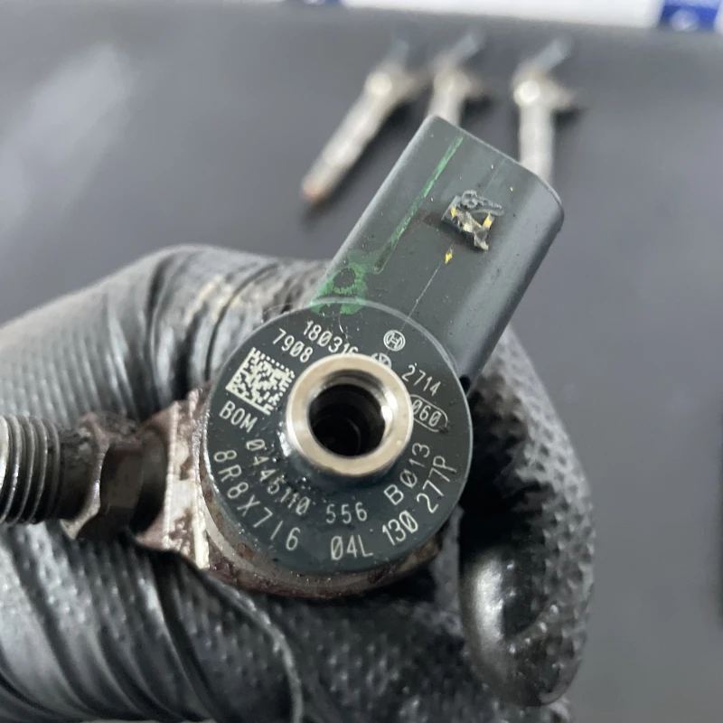 Injector / Audi A4 B8 2017 / Motor, racire si evacuare