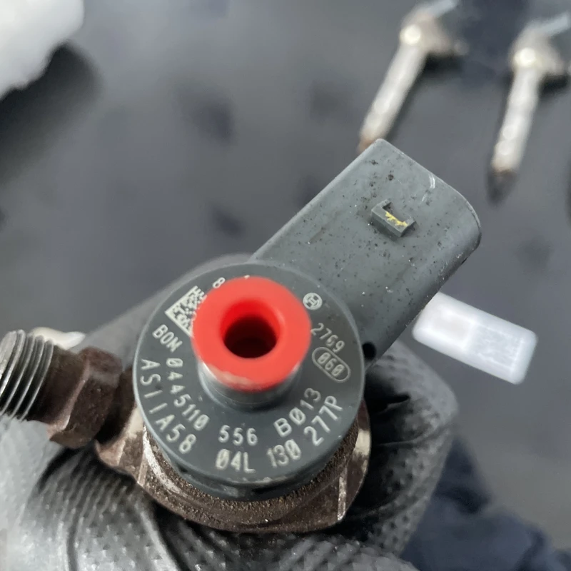 Injector / Audi A4 B8 2017 / Motor, racire si evacuare