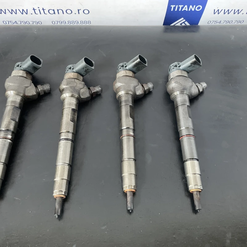 Injector Volkswagen Passat B7 2013