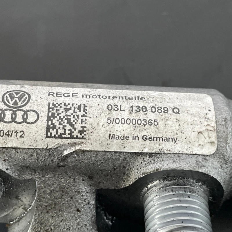 Rampa injectoare cu senzor / Volkswagen Passat B7 2013 / Motor, racire si evacuare